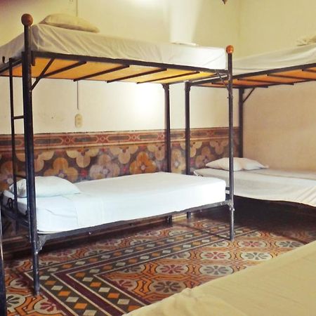 Hostal Sonati León Buitenkant foto